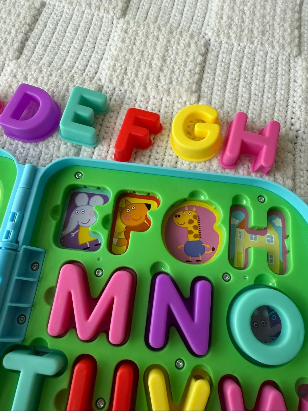 Peppa Pig Alphabet Case